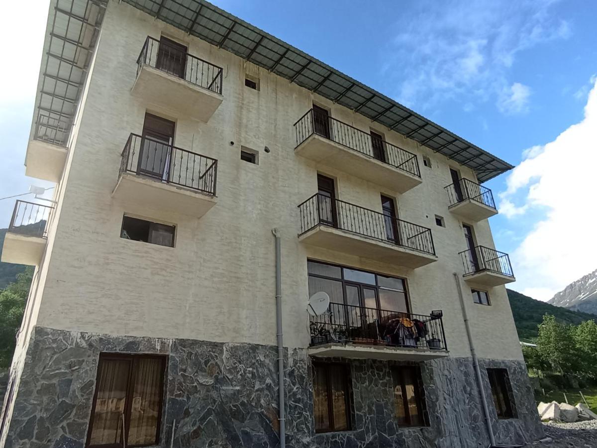 Hotel Marliza Mestia Ngoại thất bức ảnh